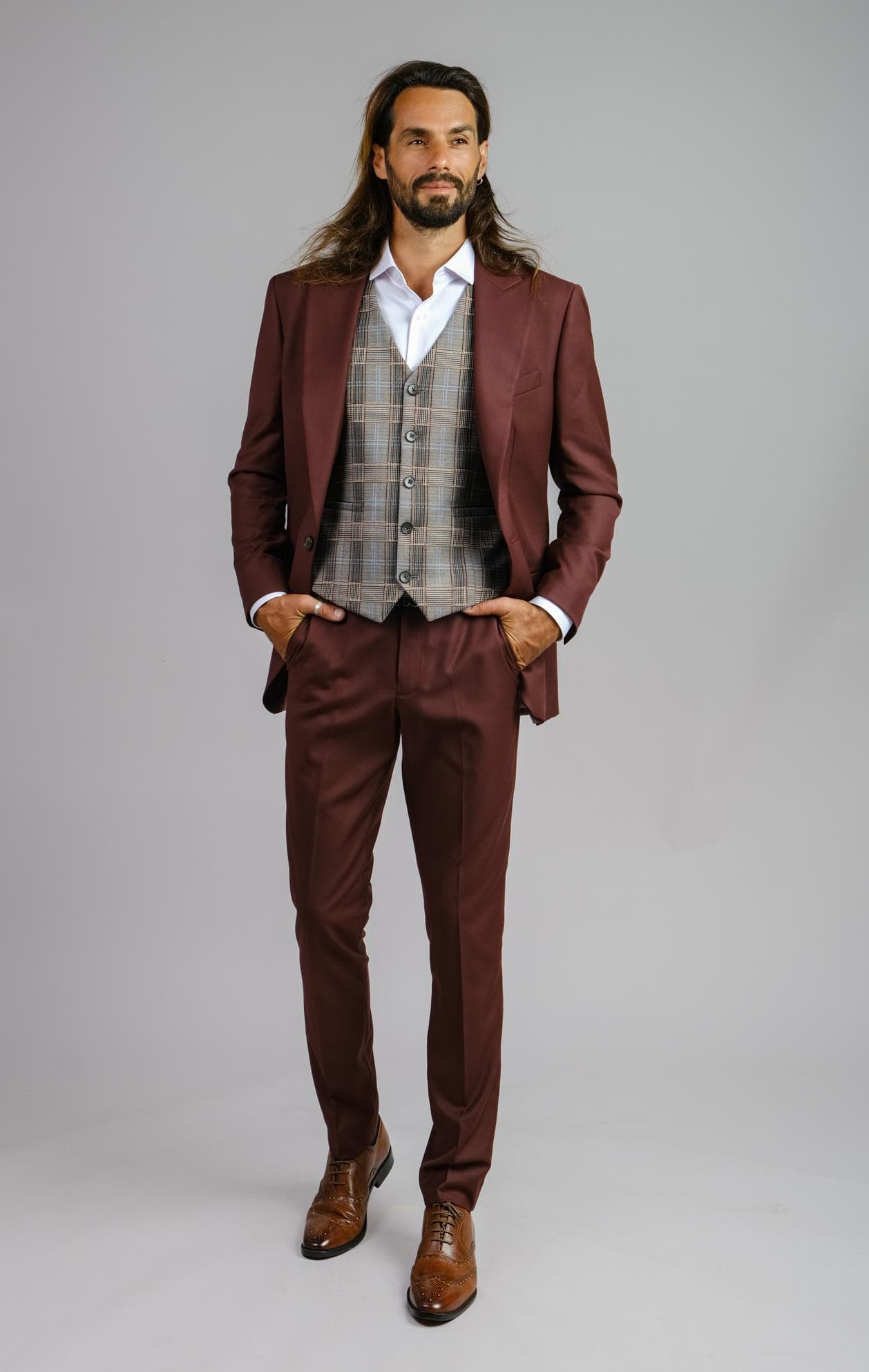 ITALIAN BURGUNDY 3-PIECE WOOL SUIT