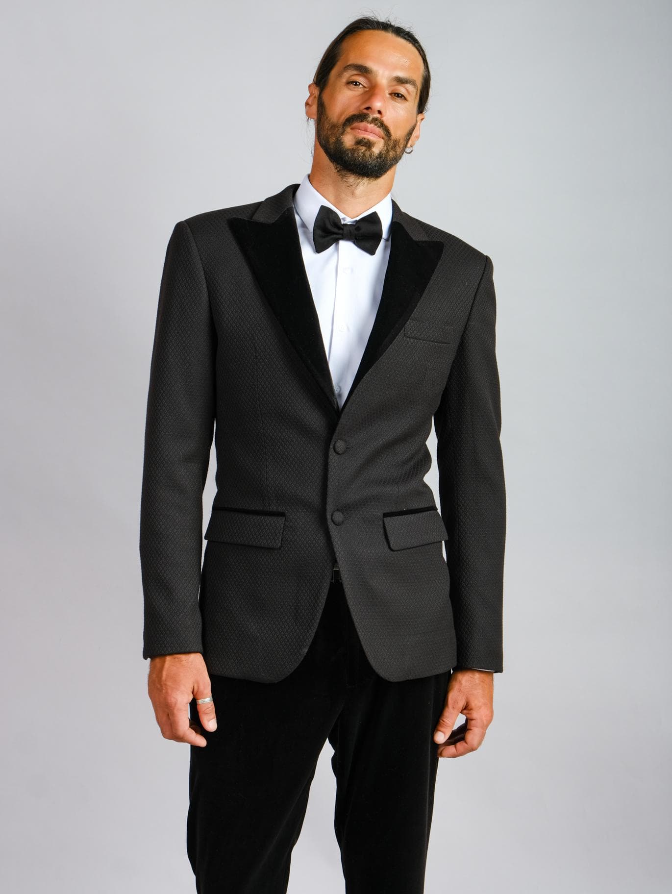 SLIM FIT BLACK TUXEDO JACKET