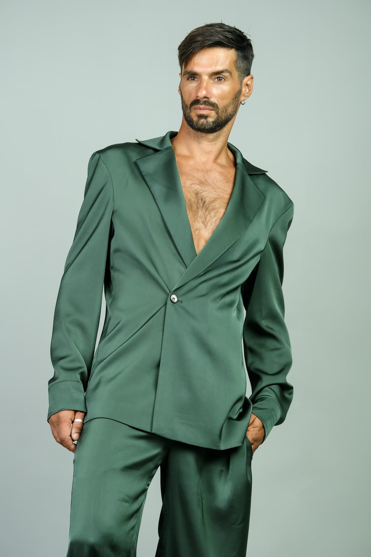 JACKET CHOÀNG QUA VẢI LỤA PHA SANG TRỌNG