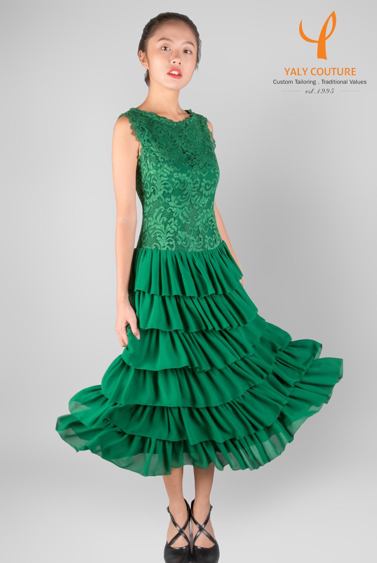 LAYERED GREEN LACE DRESS