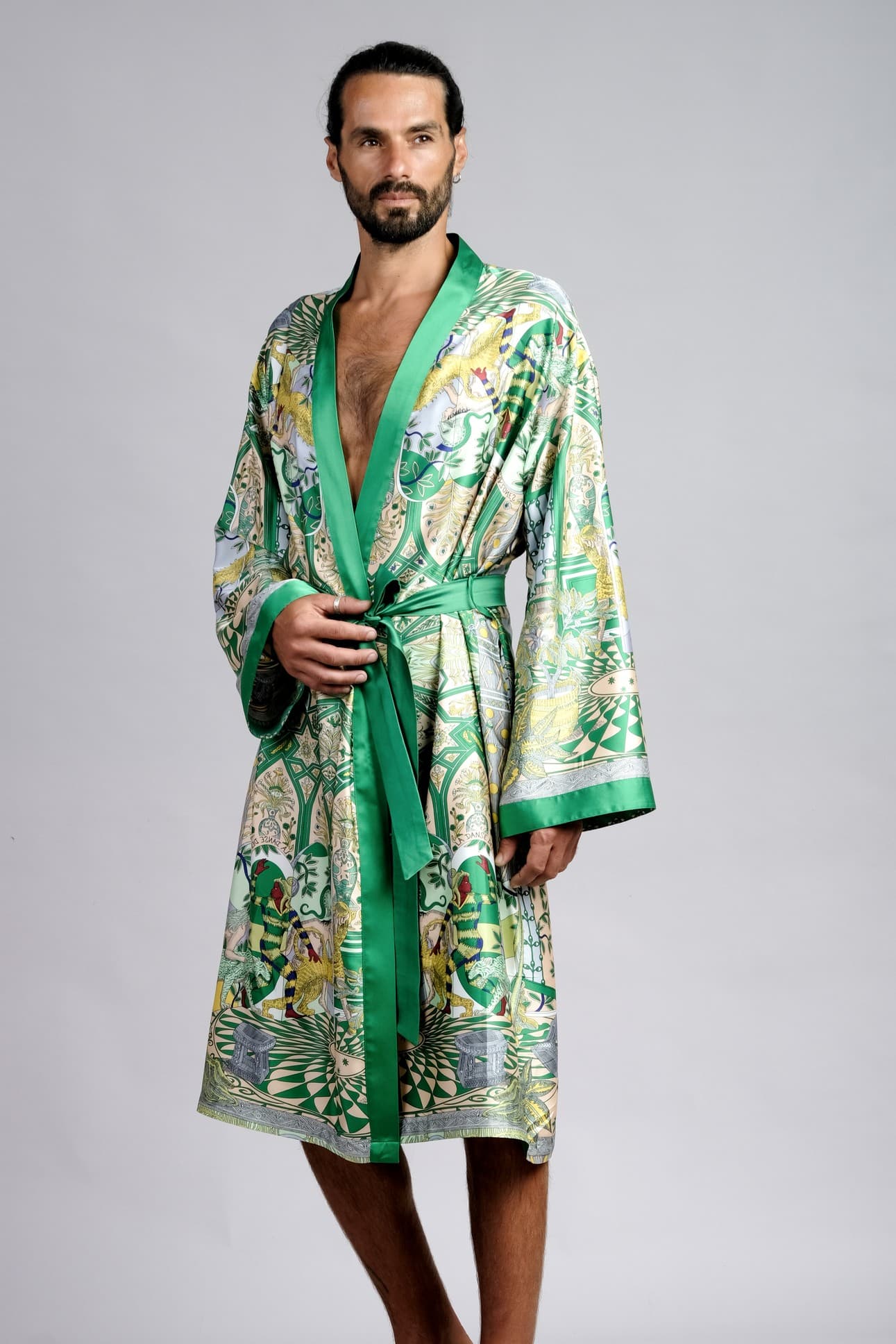 KIMONO VẢI LỤA PHA HỌA TIẾT SANG TRỌNG
