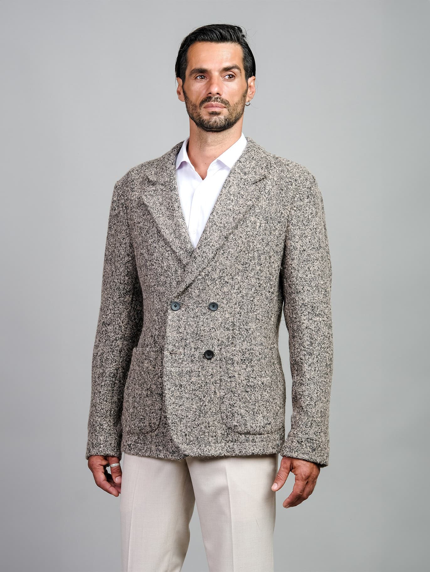 JACKET DẠ XÁM CHOÀNG QUA