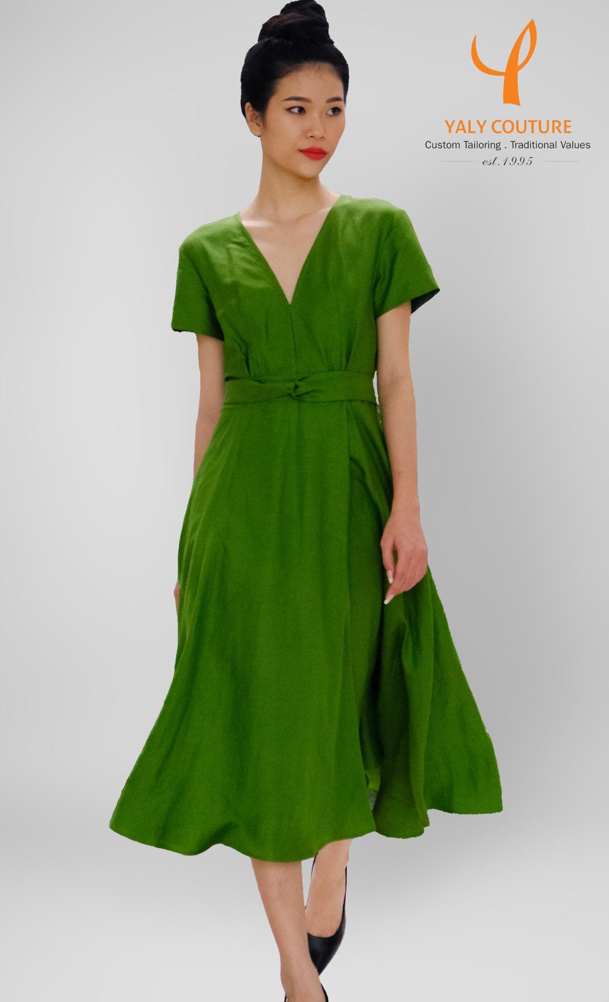 GREEN LINEN MIDI DRESS
