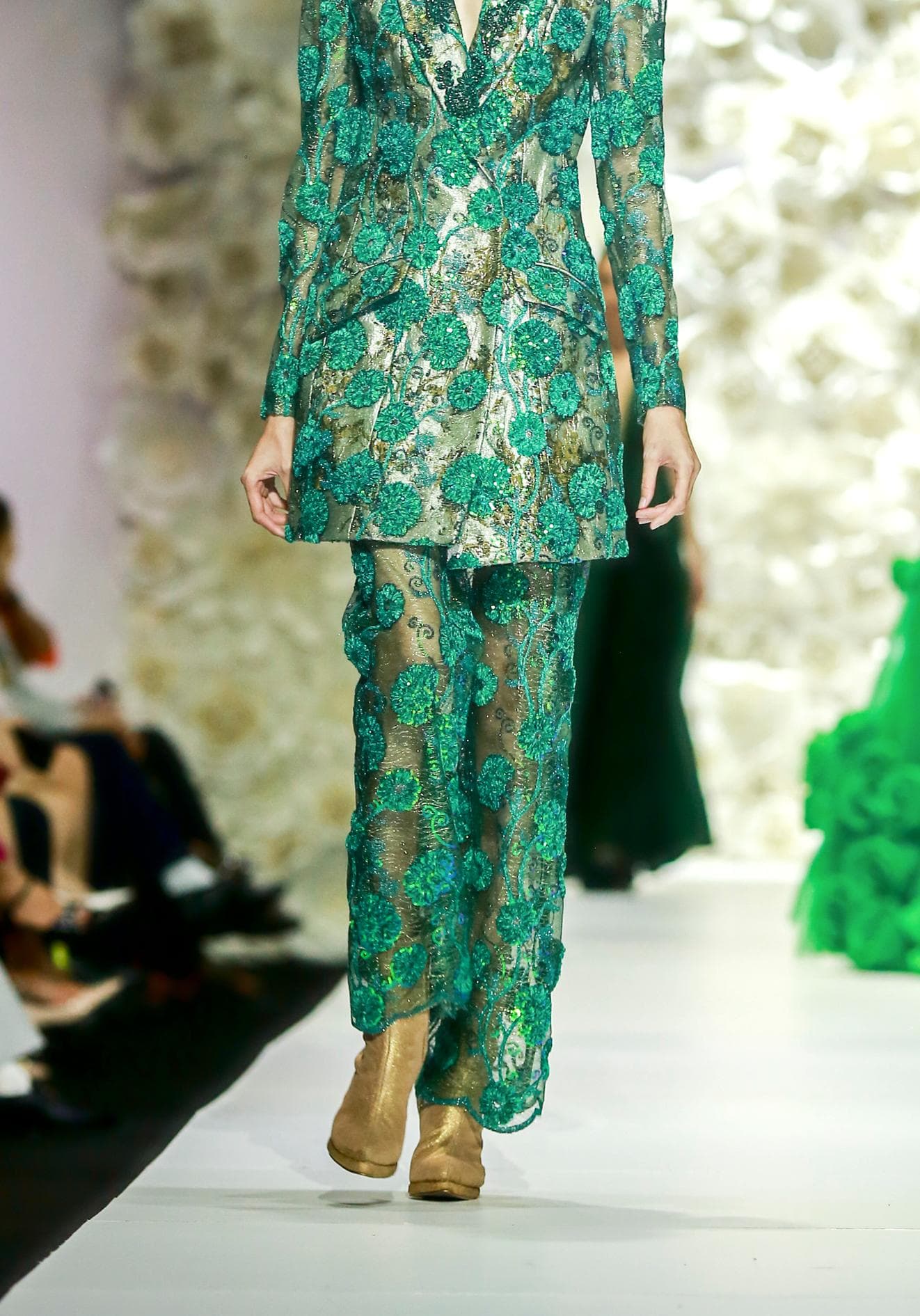 GREEN LACE FITTED TROUSERS