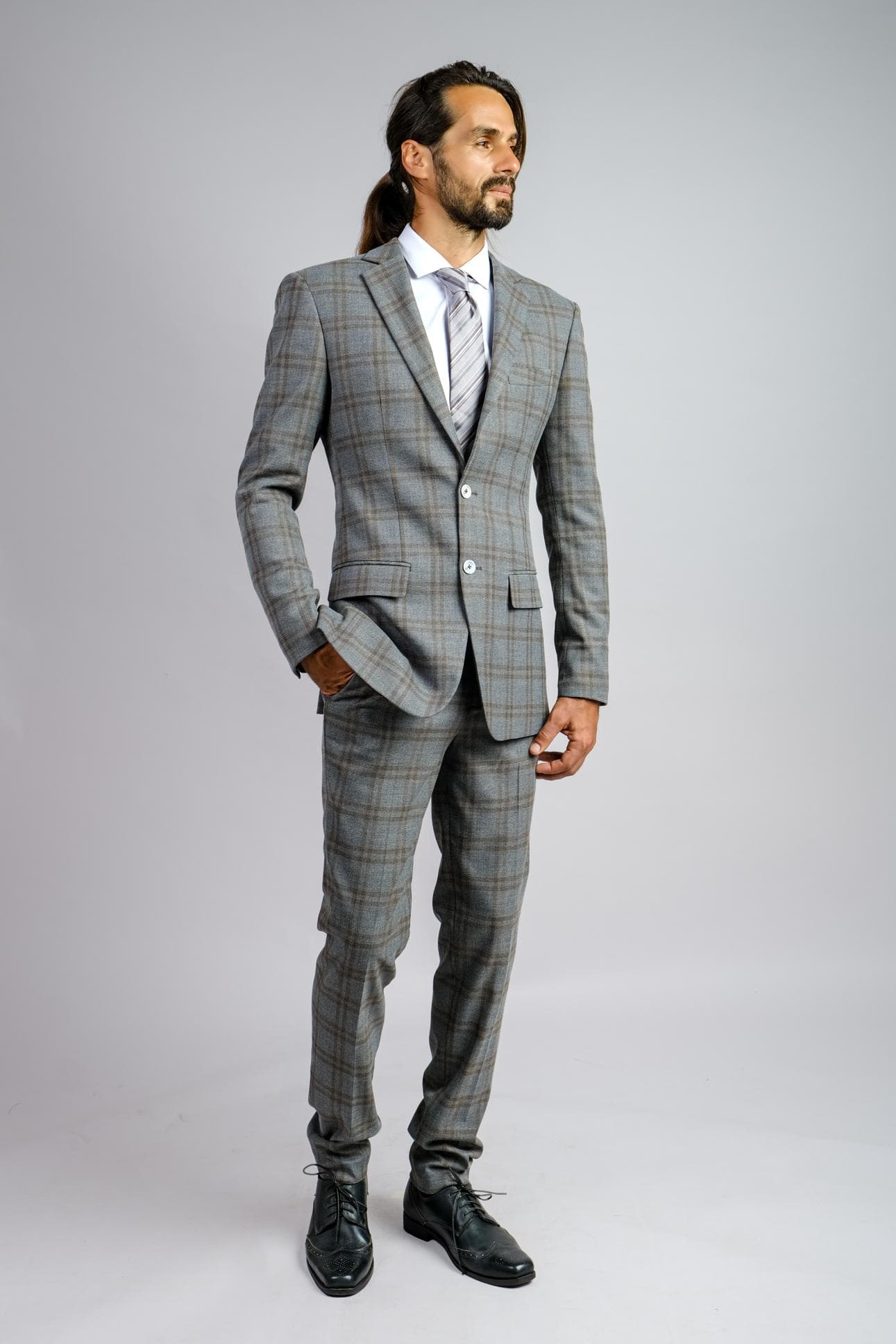 GREY CHECK ITALIAN WOOL 3-PIECE SUIT 