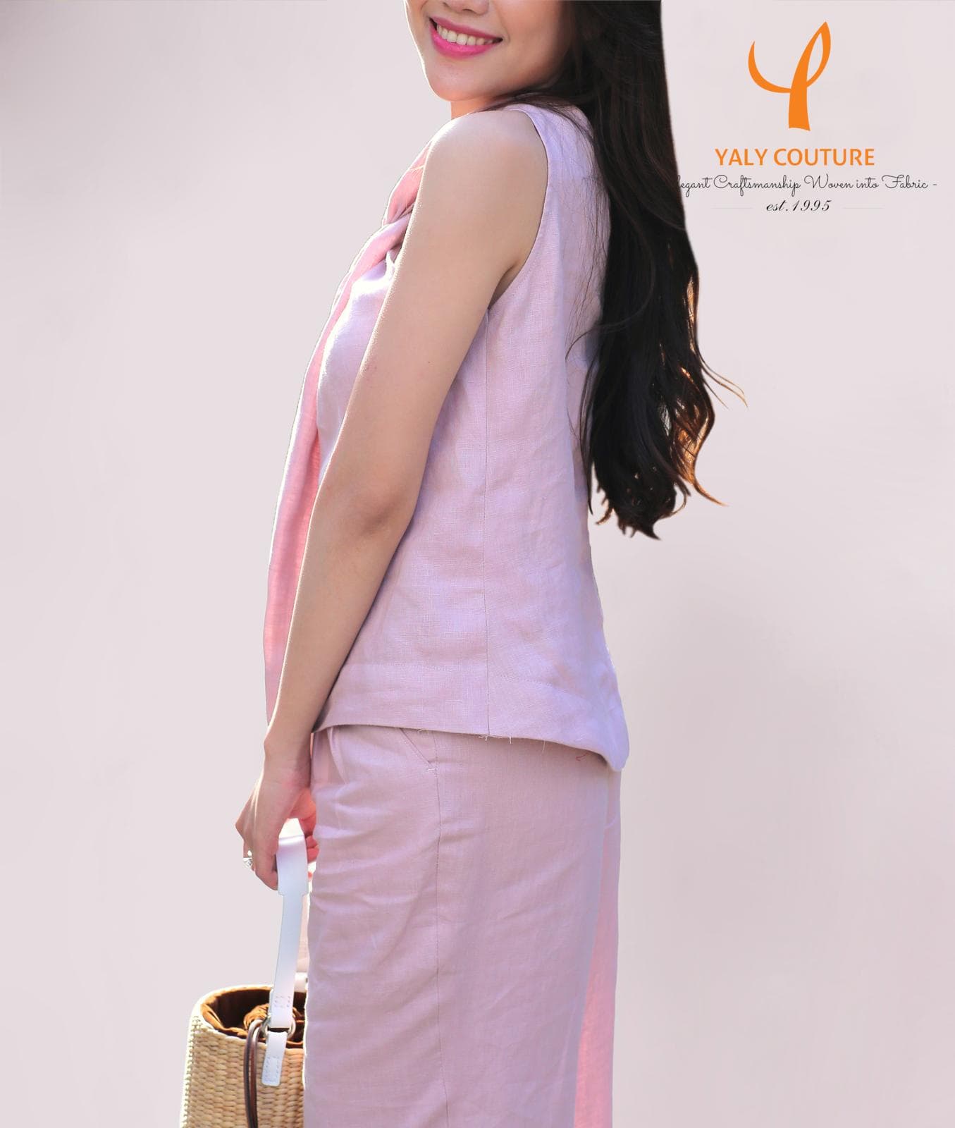 TWISTED NECKLINE PINK LINEN TOP