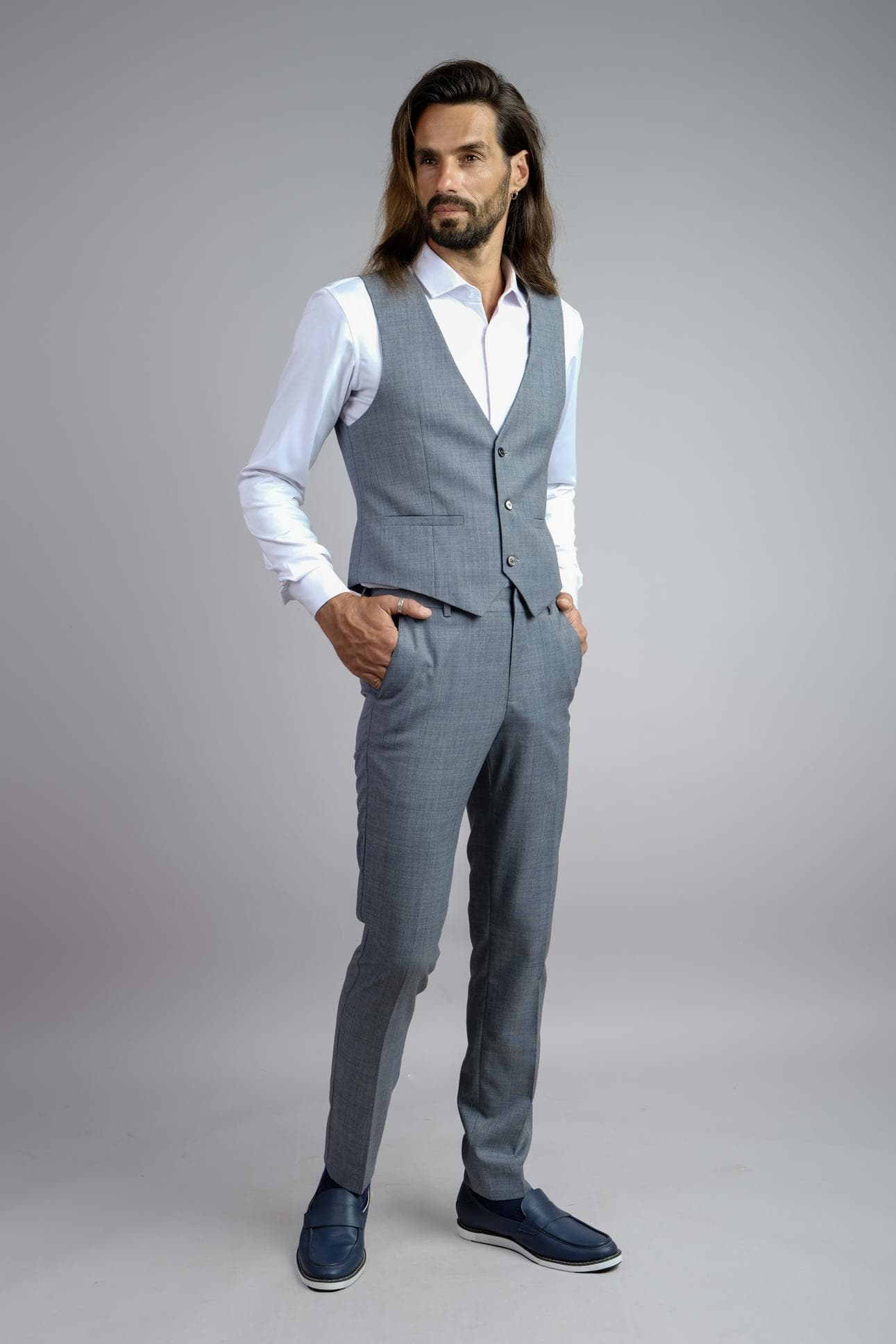 LUXURIOUS GREY ITALIAN WOOL WAISTCOAT