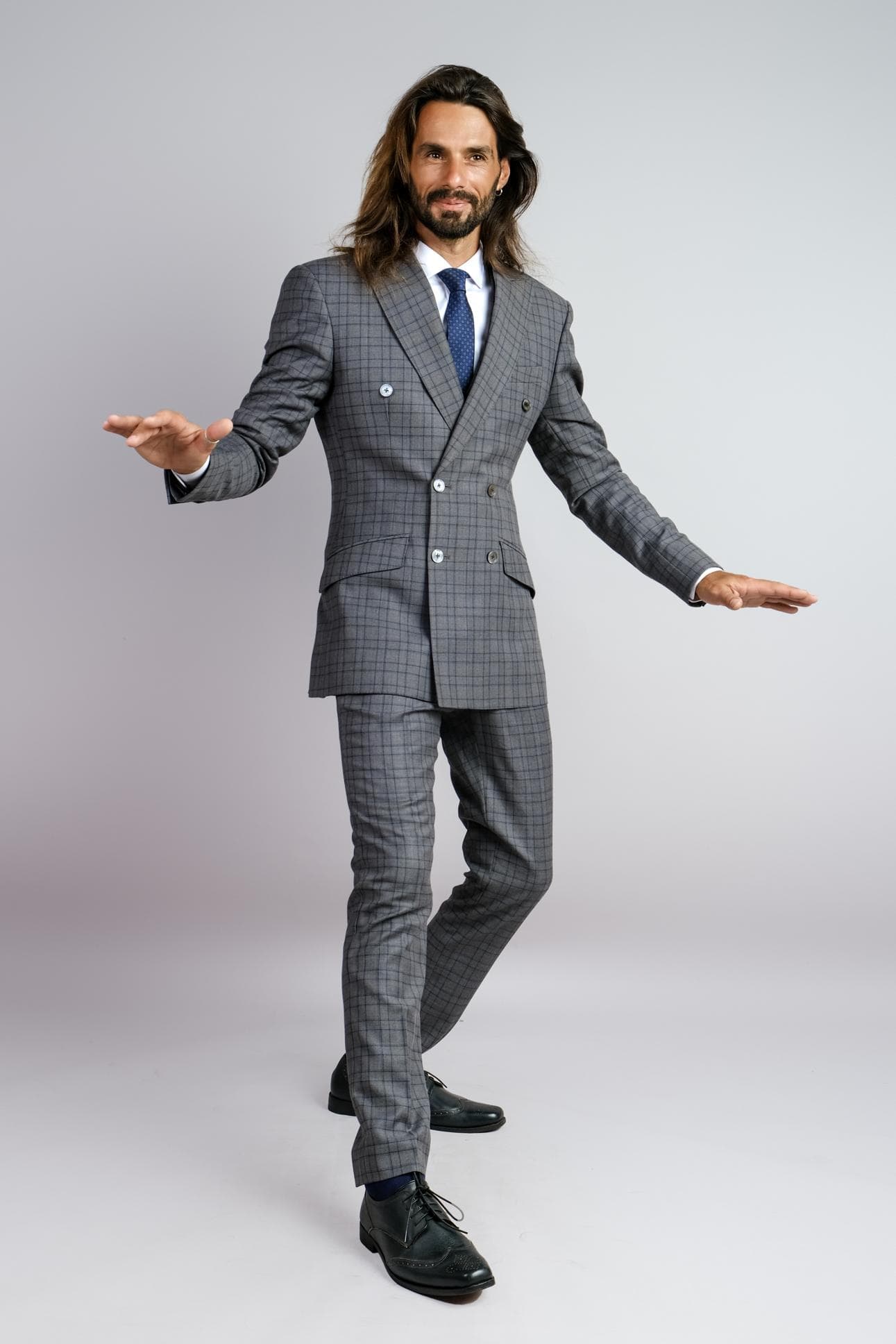 GREY CHECK 3-PIECE SUIT & OVERCOAT