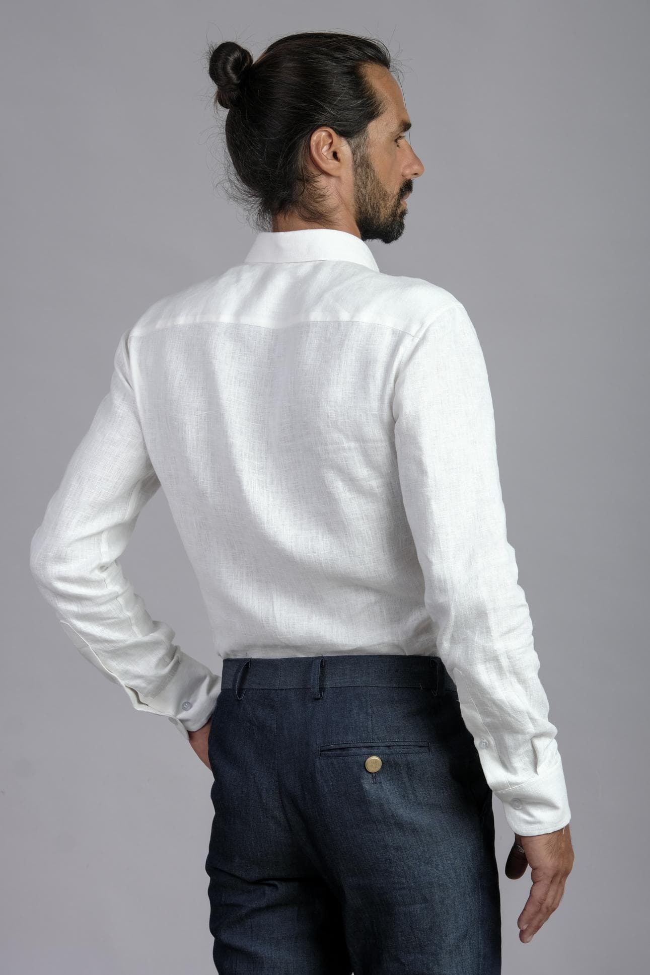 CLASSIC WHITE LINEN SHIRT