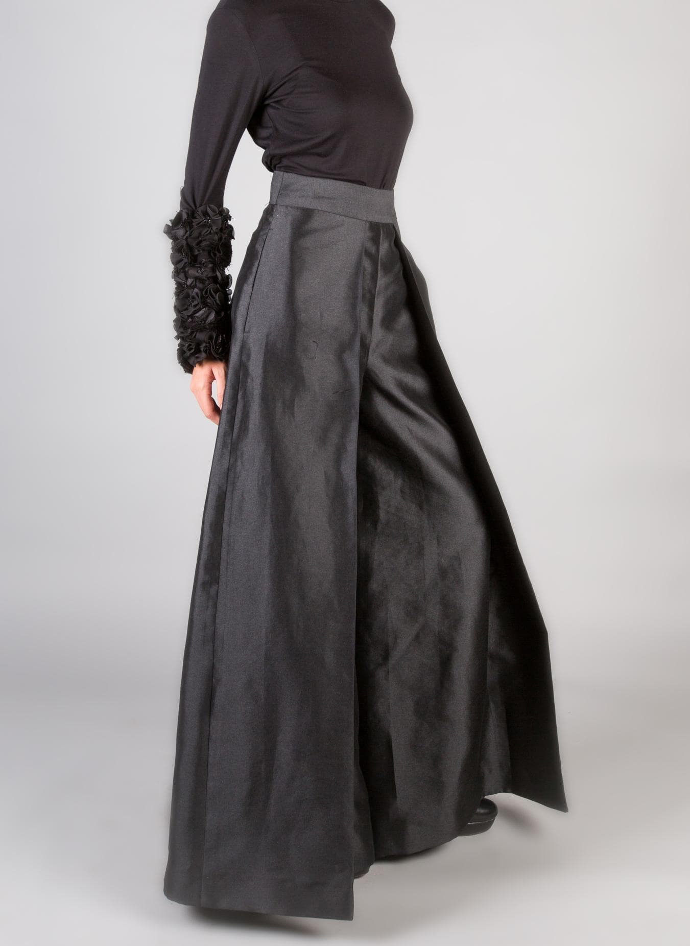 WIDE LEG PLEATED TAFETA PANTS