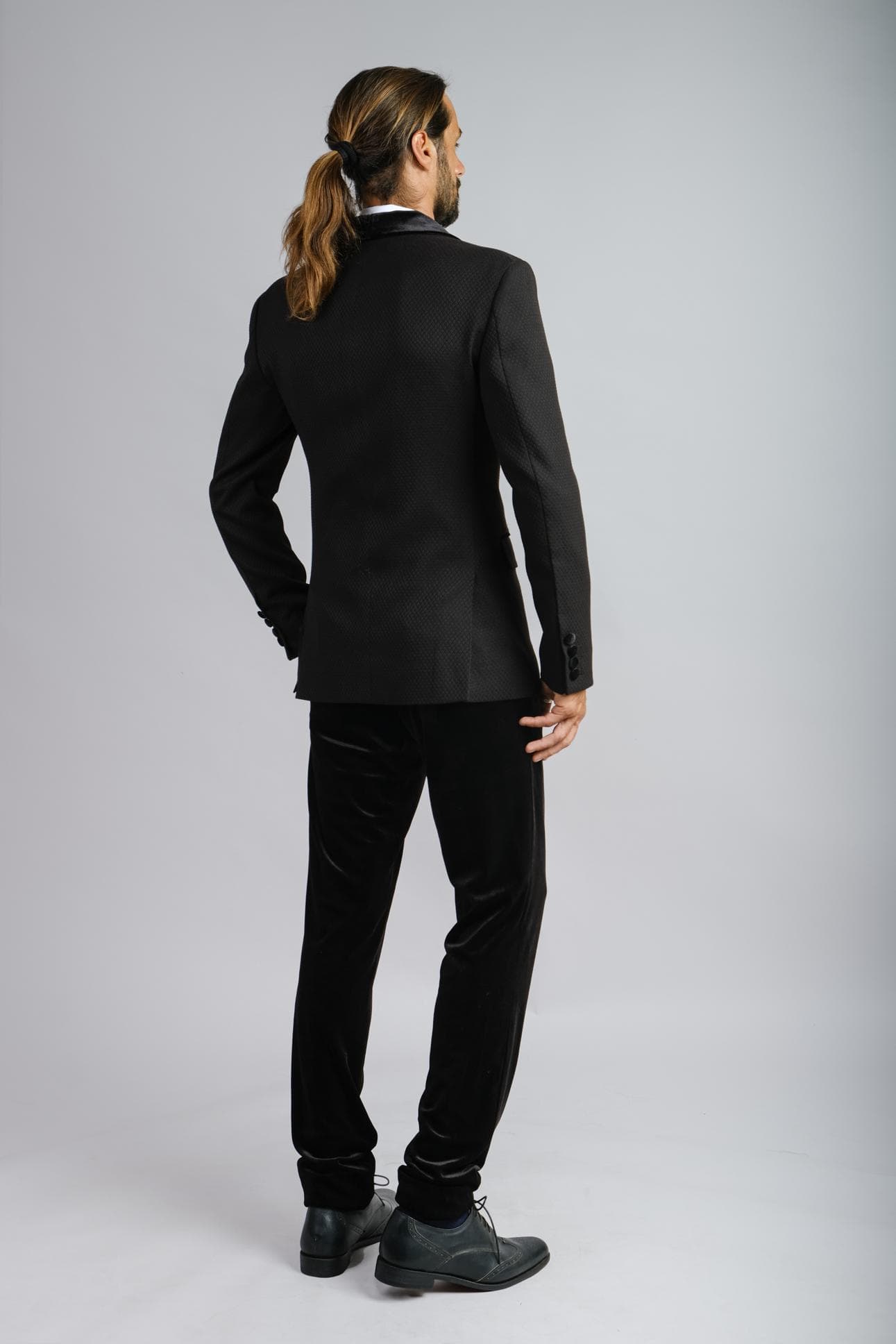 2-PIECE CLASSIC BLACK TUXEDO