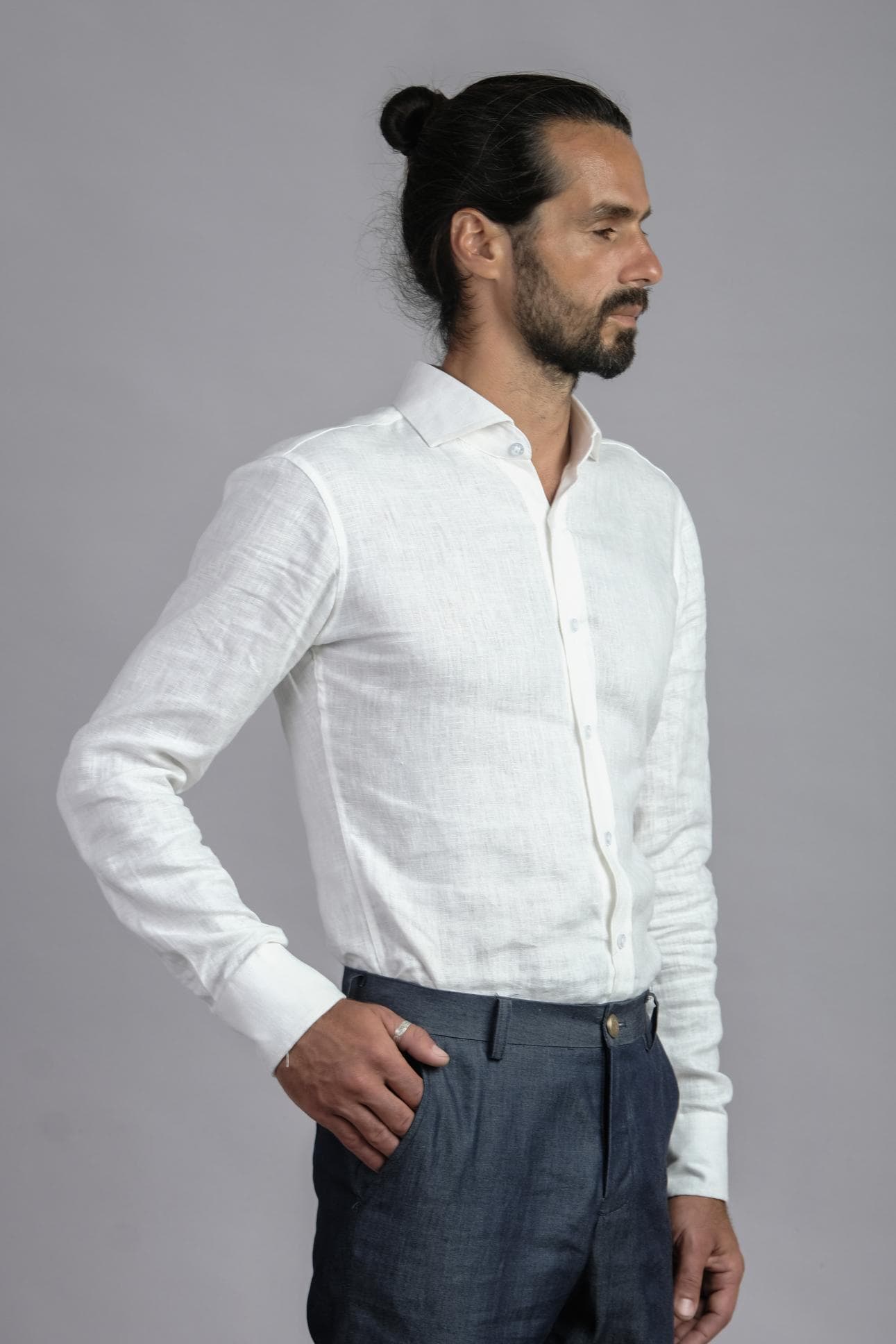 CLASSIC WHITE LINEN SHIRT