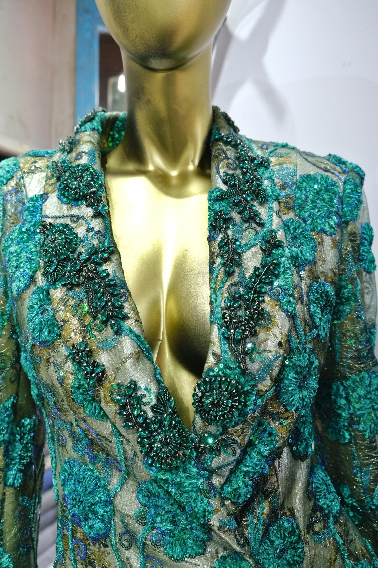 GREEN LACE OVER BROCADE LONG JACKET