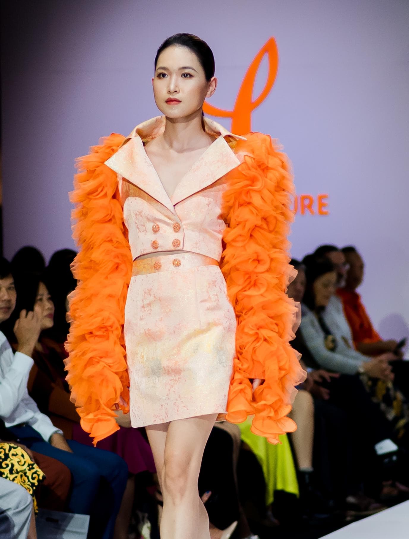 ORANGE SHORT BROCADE SKIRT