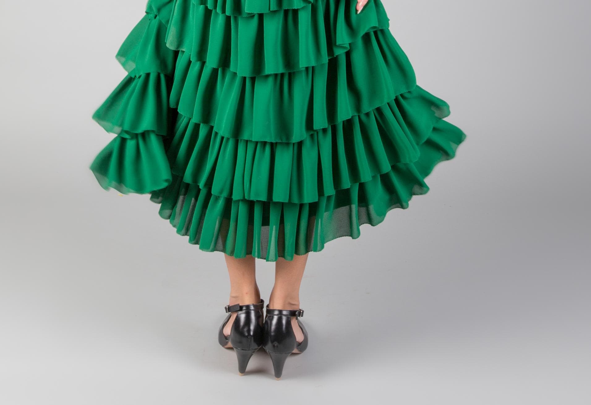 LAYERED GREEN LACE DRESS