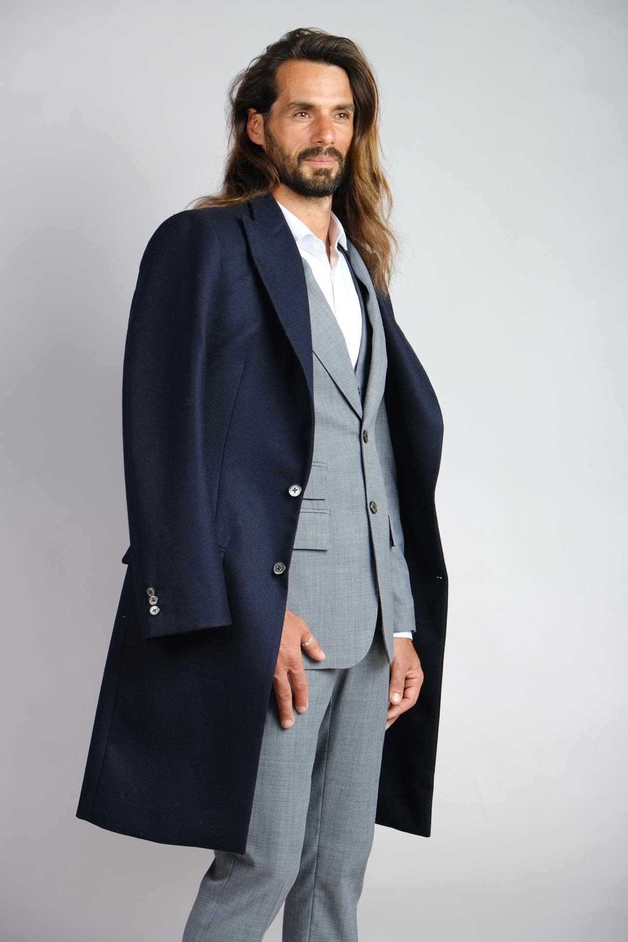 3-PIECE ITALIAN WOOL SUIT & TIMELESS NAVY OVERCOAT 