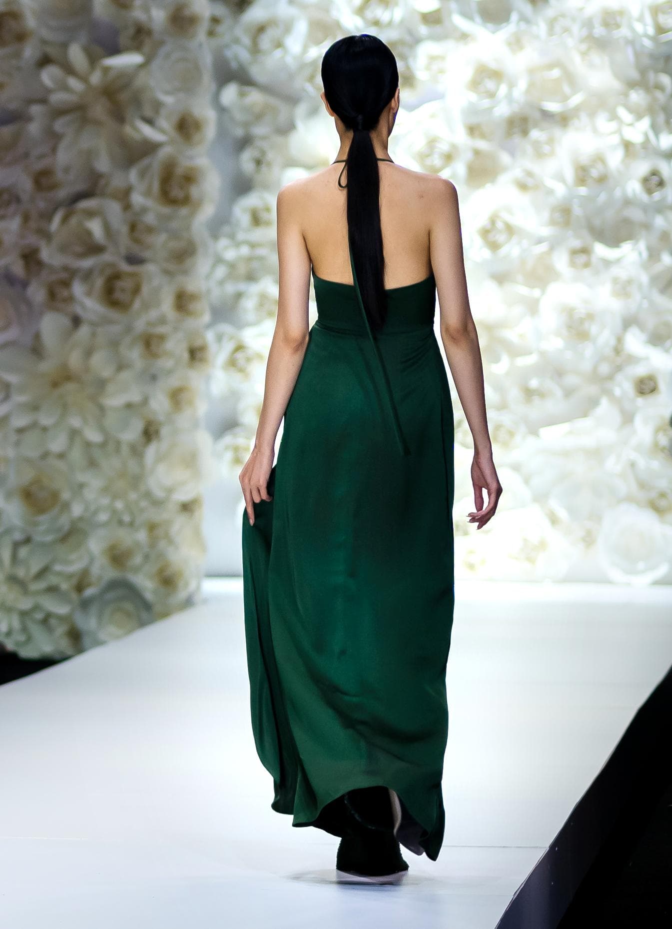 GREEN HALTERNECK SILK DRESS