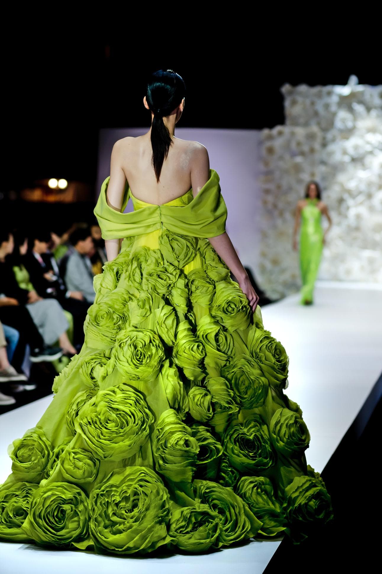 GREEN LONG DRESS WITH EMBELLISHED ROSES