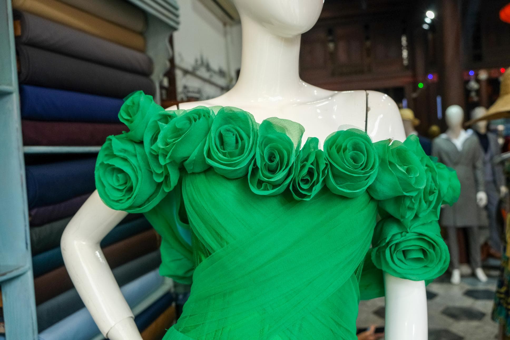 HAND-CRAFTED GREEN ROSES LONG DRESS