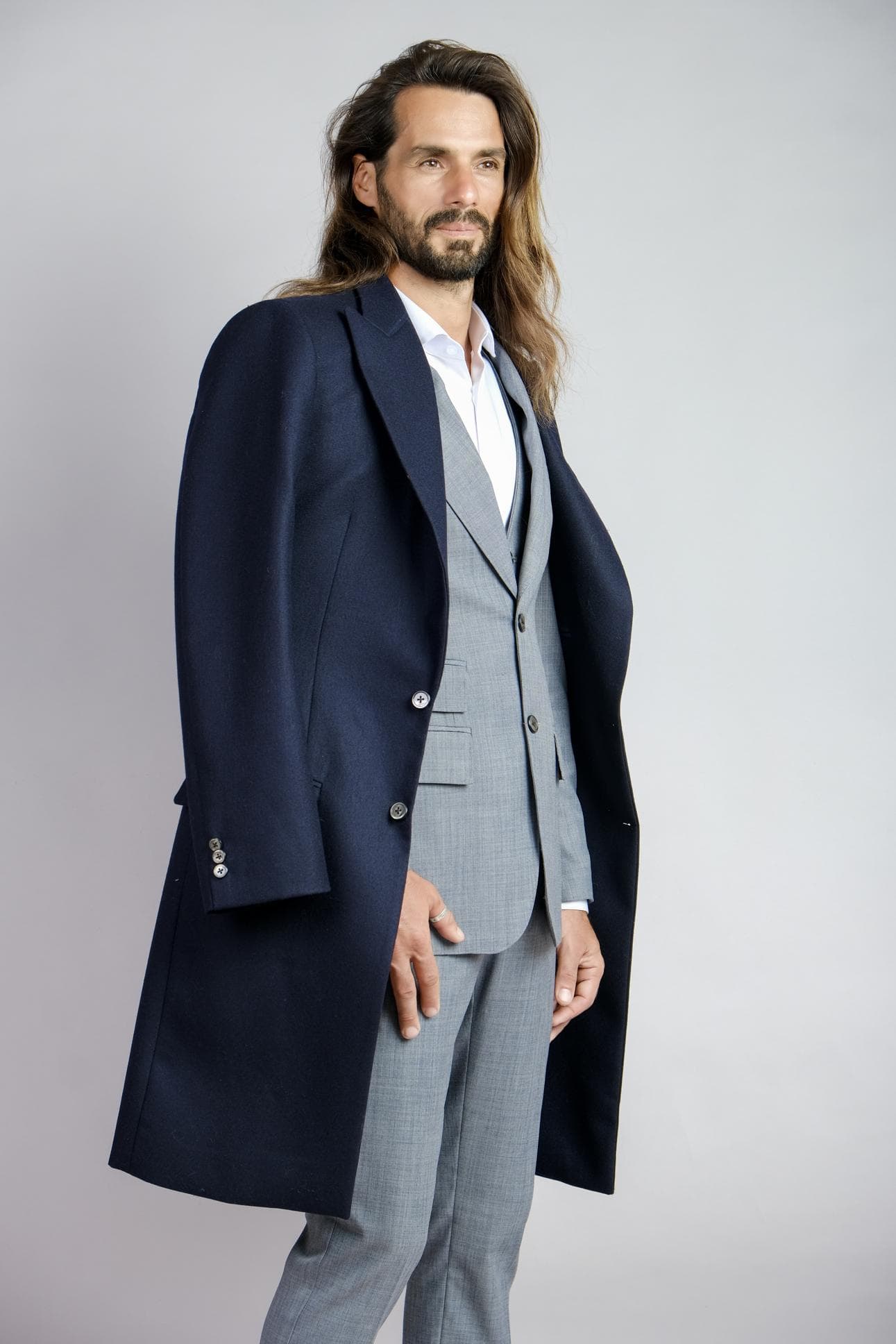 TIMELESS NAVY OVER COAT