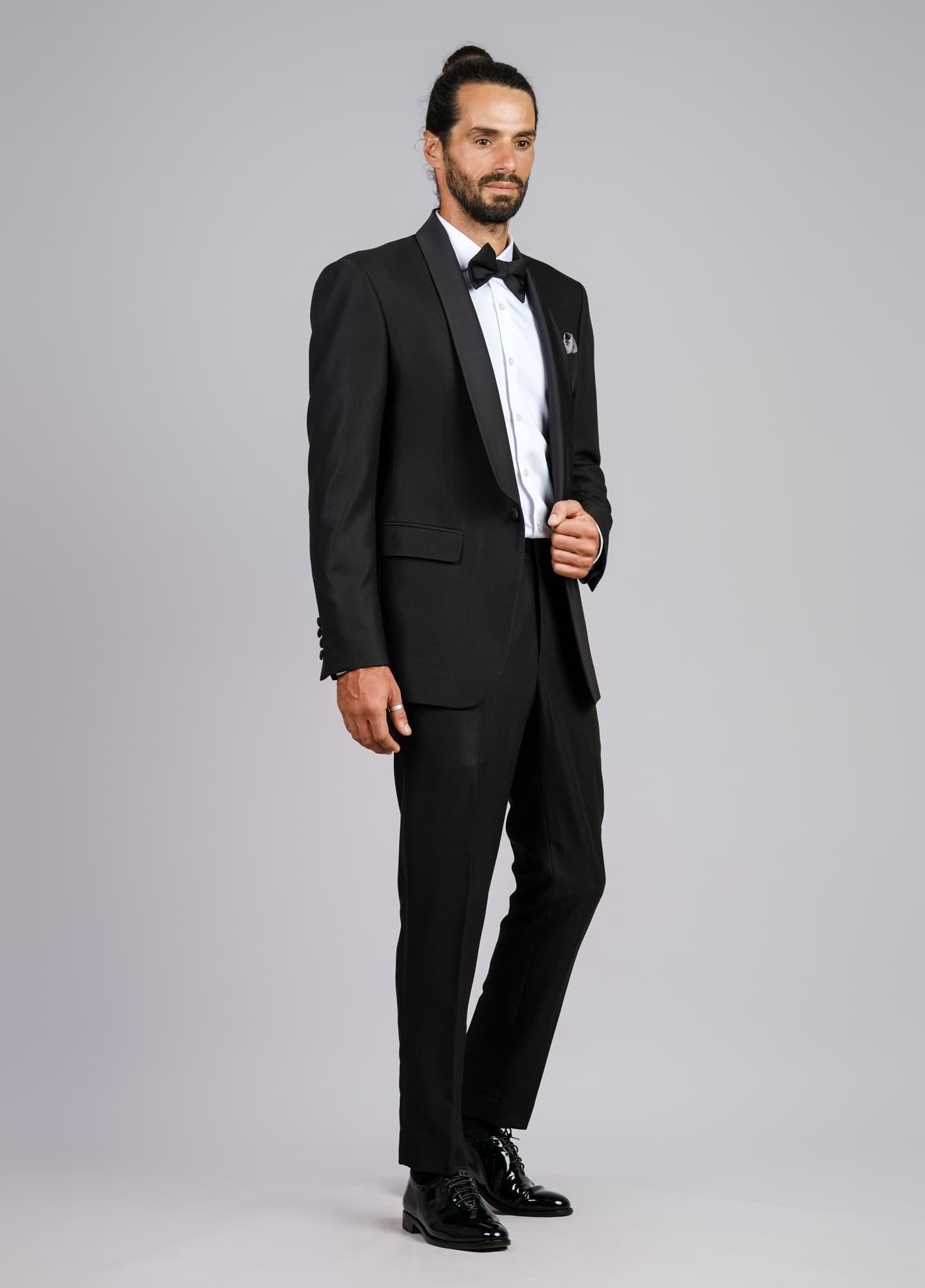 BLACK WOOL SLIM-FIT 2-PIECE TUXEDO