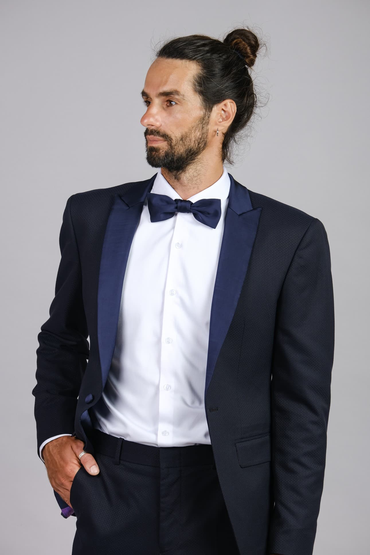 NAVY BLUE SOPHISTICATION TUXEDO JACKET