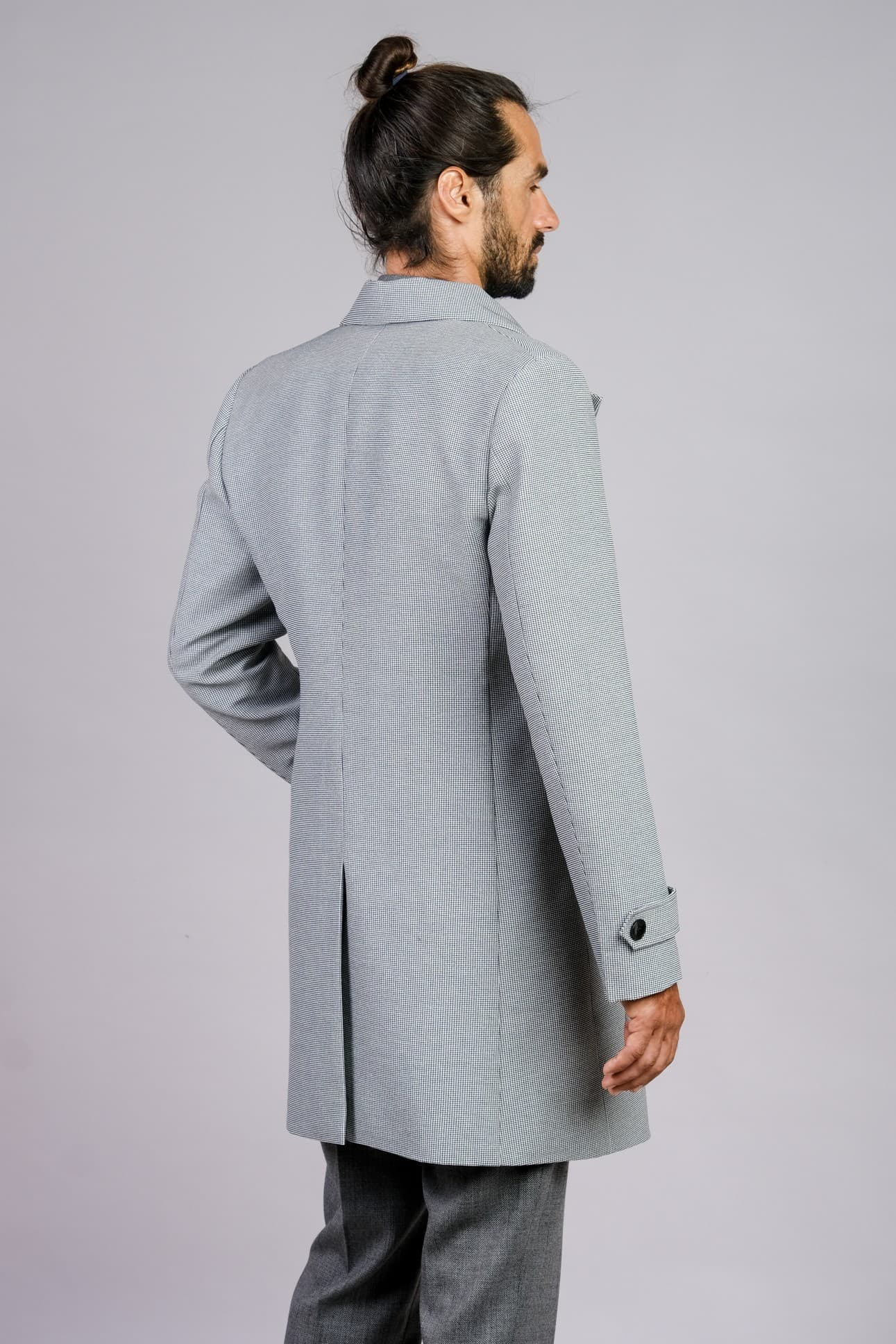 SILVER ESSENCE PREMIUM WOOL 3-PIECE SUIT & WOOL OVERCOAT 