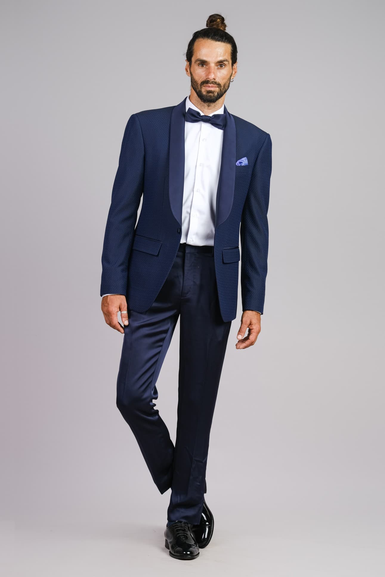 MIDNIGHT ELEGANCE SLIM-FIT 2-PIECE TUXEDO