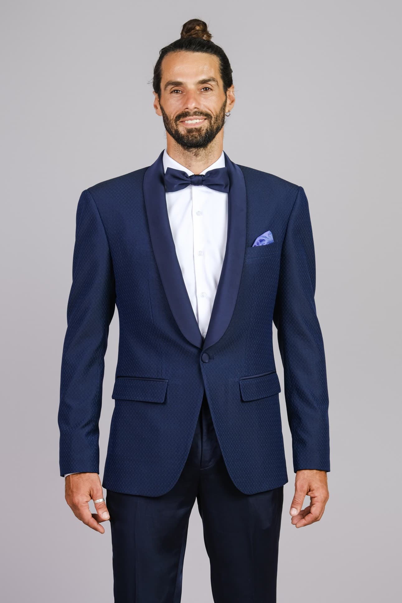 BỘ SUIT TUXEDO XANH CỔ BAU SAM