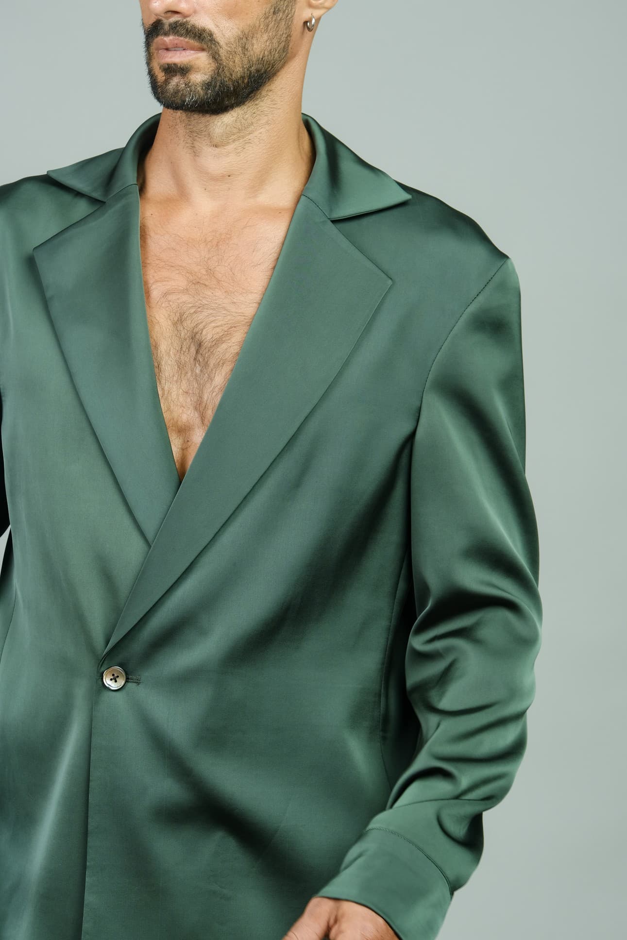 JACKET CHOÀNG QUA VẢI LỤA PHA SANG TRỌNG