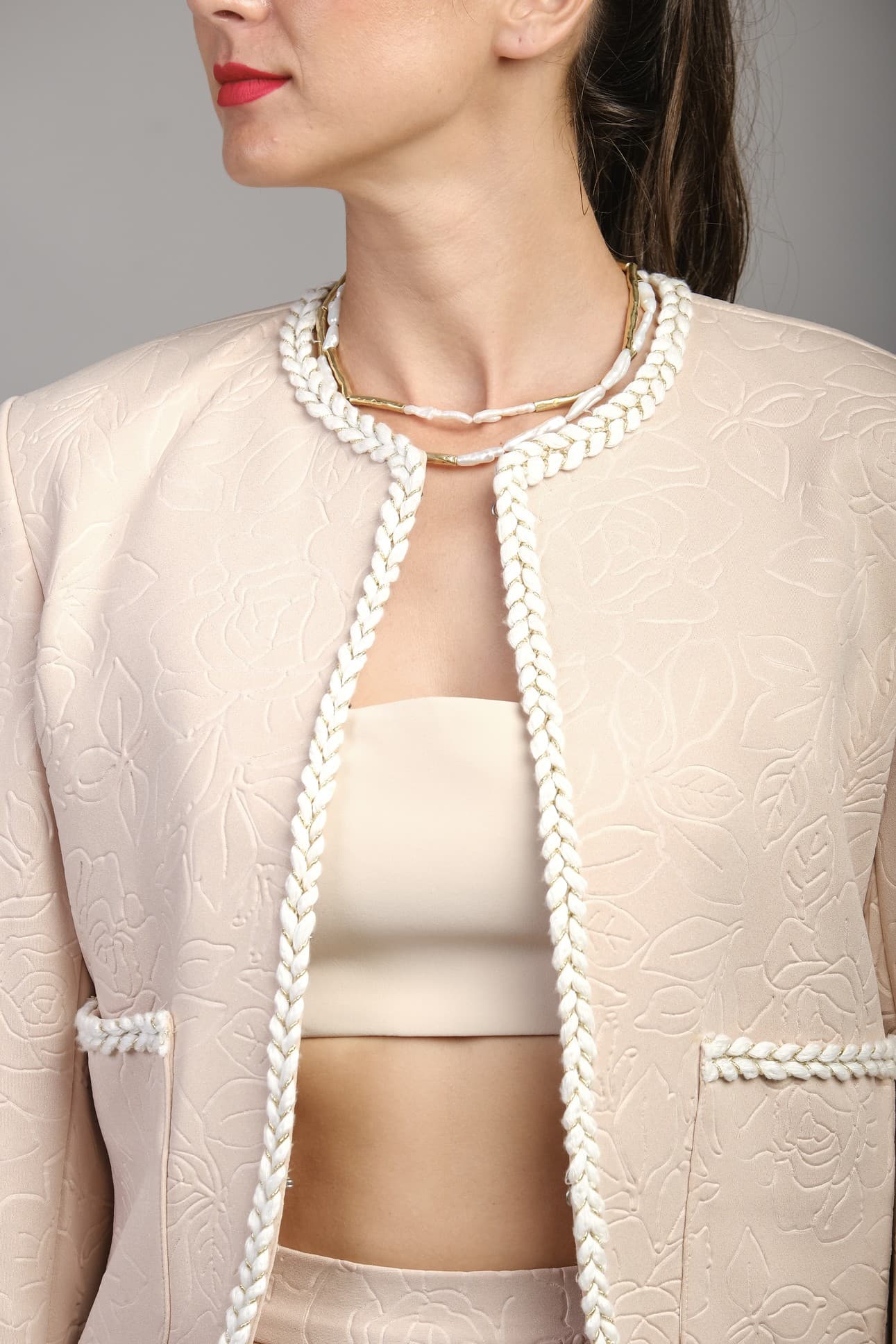 CHAMPAGNE CHIC CROP JACKET