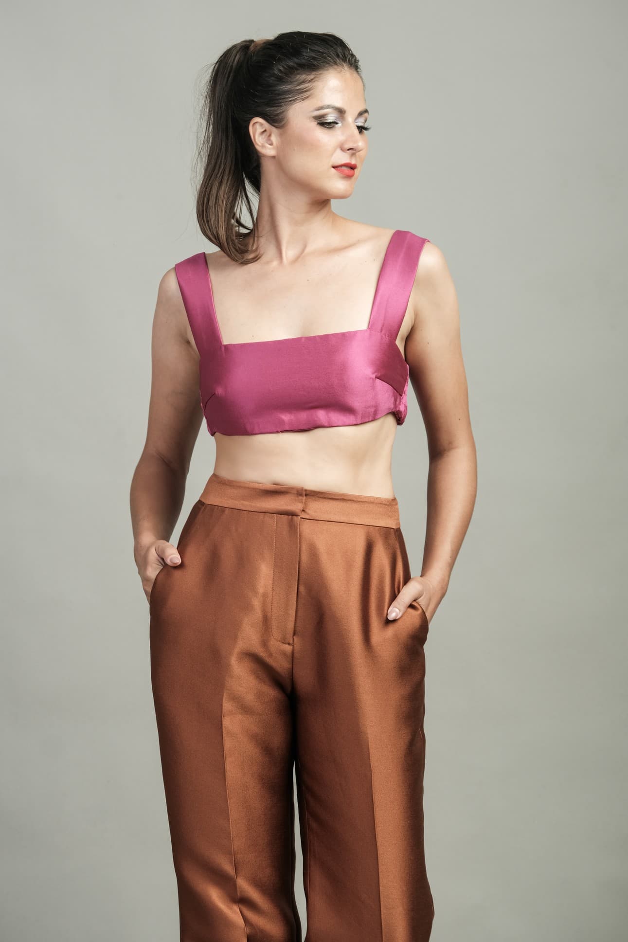 BERRY BANDEAU TOP