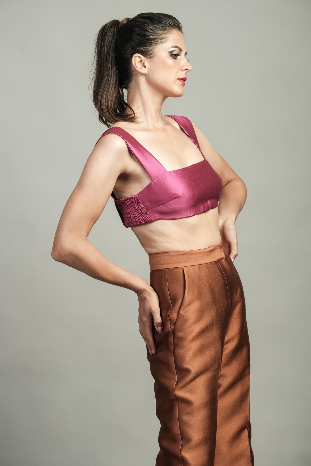 BERRY BANDEAU TOP