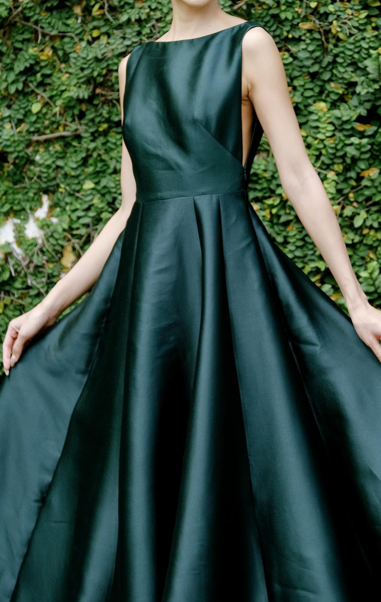 DARK GREEN FLARE BROCADE DRESS