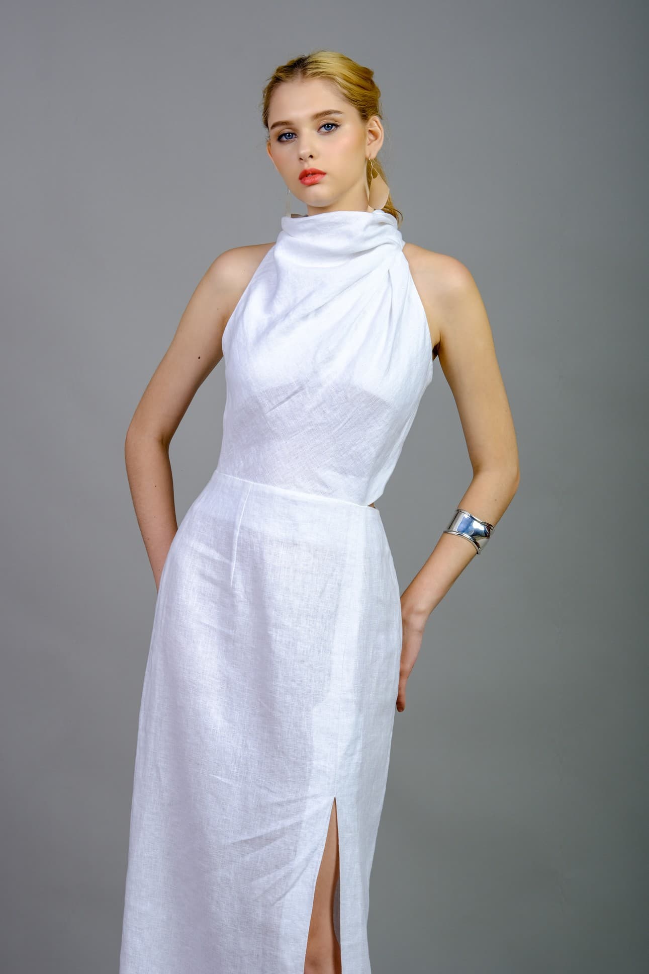 ĐẦM LINEN CỔ BẺ XẾP ĐỖ DUYÊN DÁNG