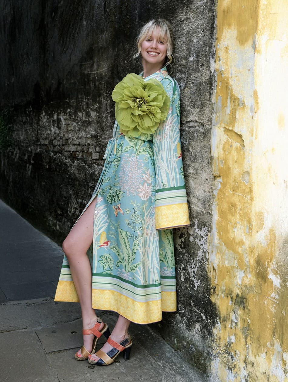 ĐẦM LINEN CỔ RỜ VE DÁNG KIMONO.