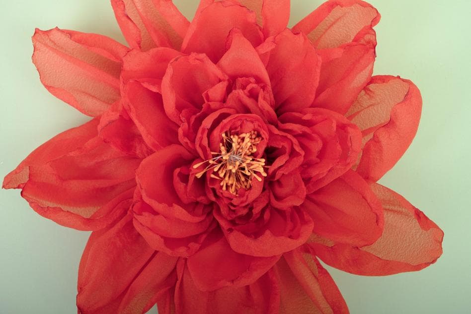 STUNNING HAND-CRAFTED PEONY BLOSSOMS