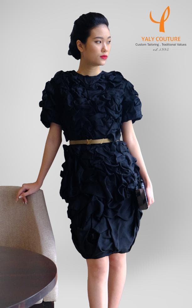 BLACK ORGANZA MIDI DRESS