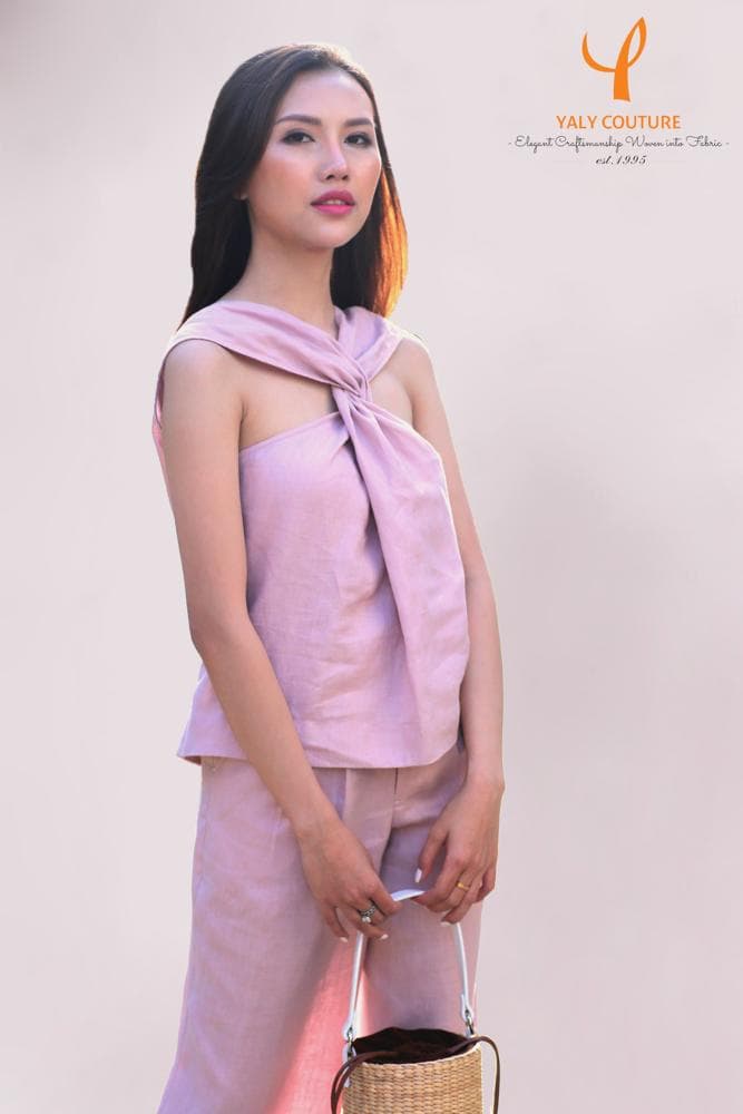 TWISTED NECKLINE PINK LINEN TOP