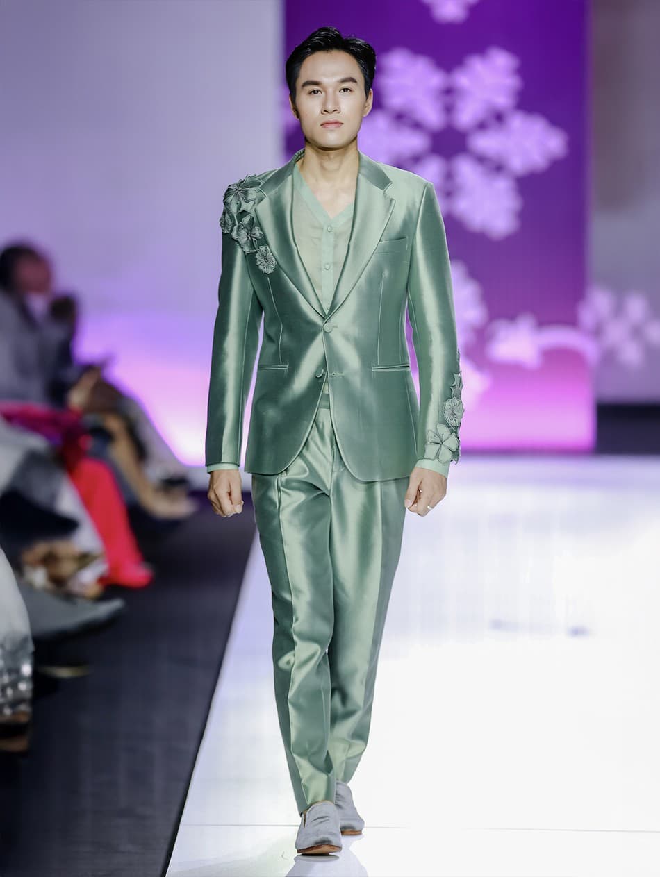 EMERALD LEGACY PANTS