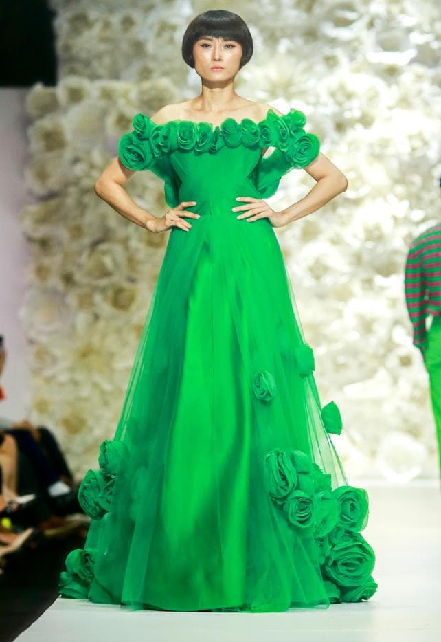 HAND-CRAFTED GREEN ROSES LONG DRESS