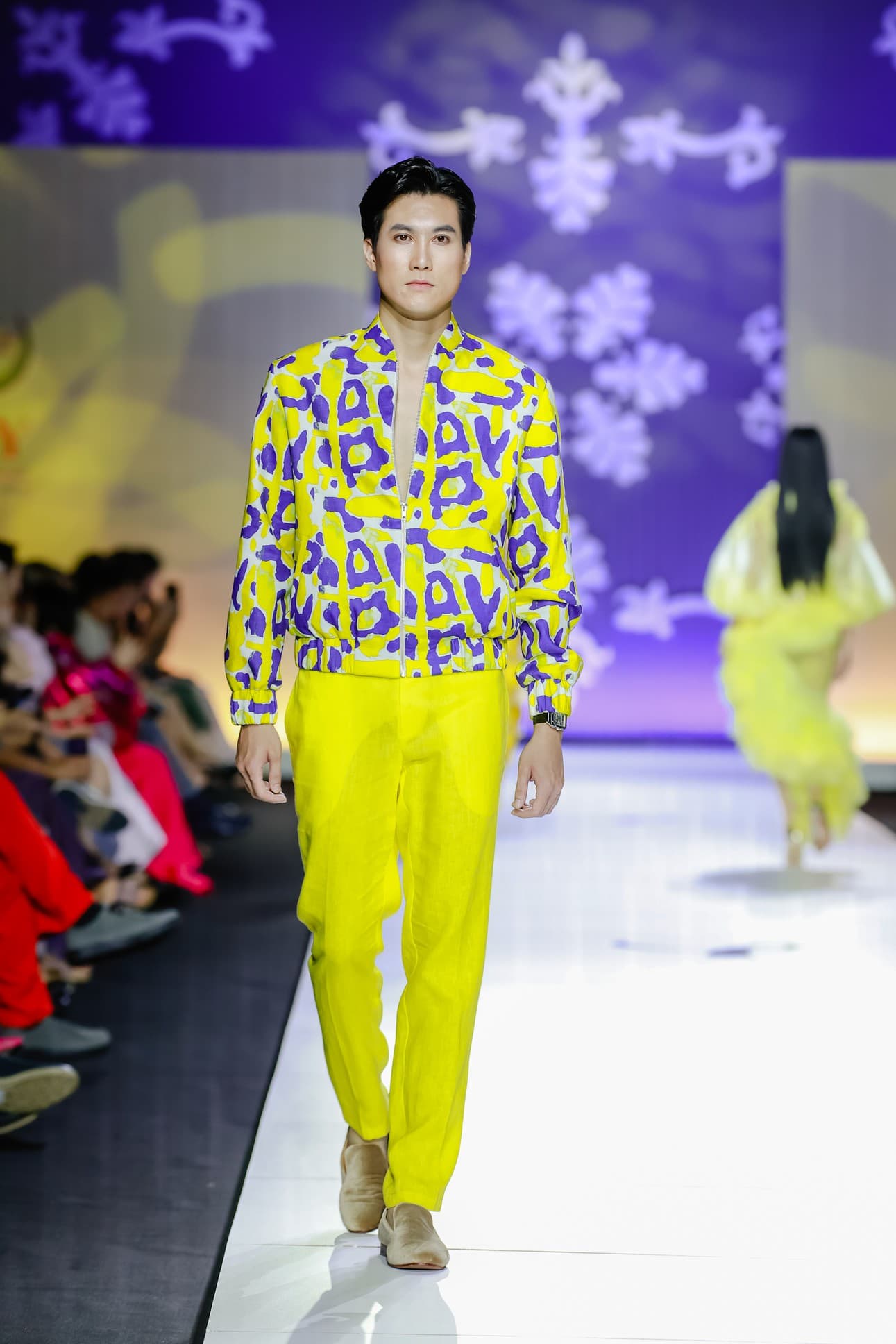 JACKET BOMBER LINEN HỌA TIẾT.