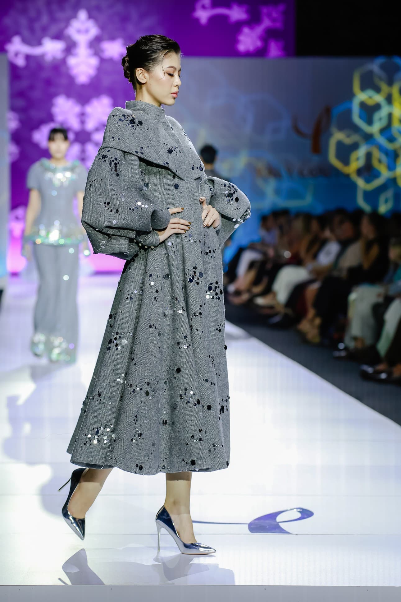 STONEFALL SILENCE COAT
