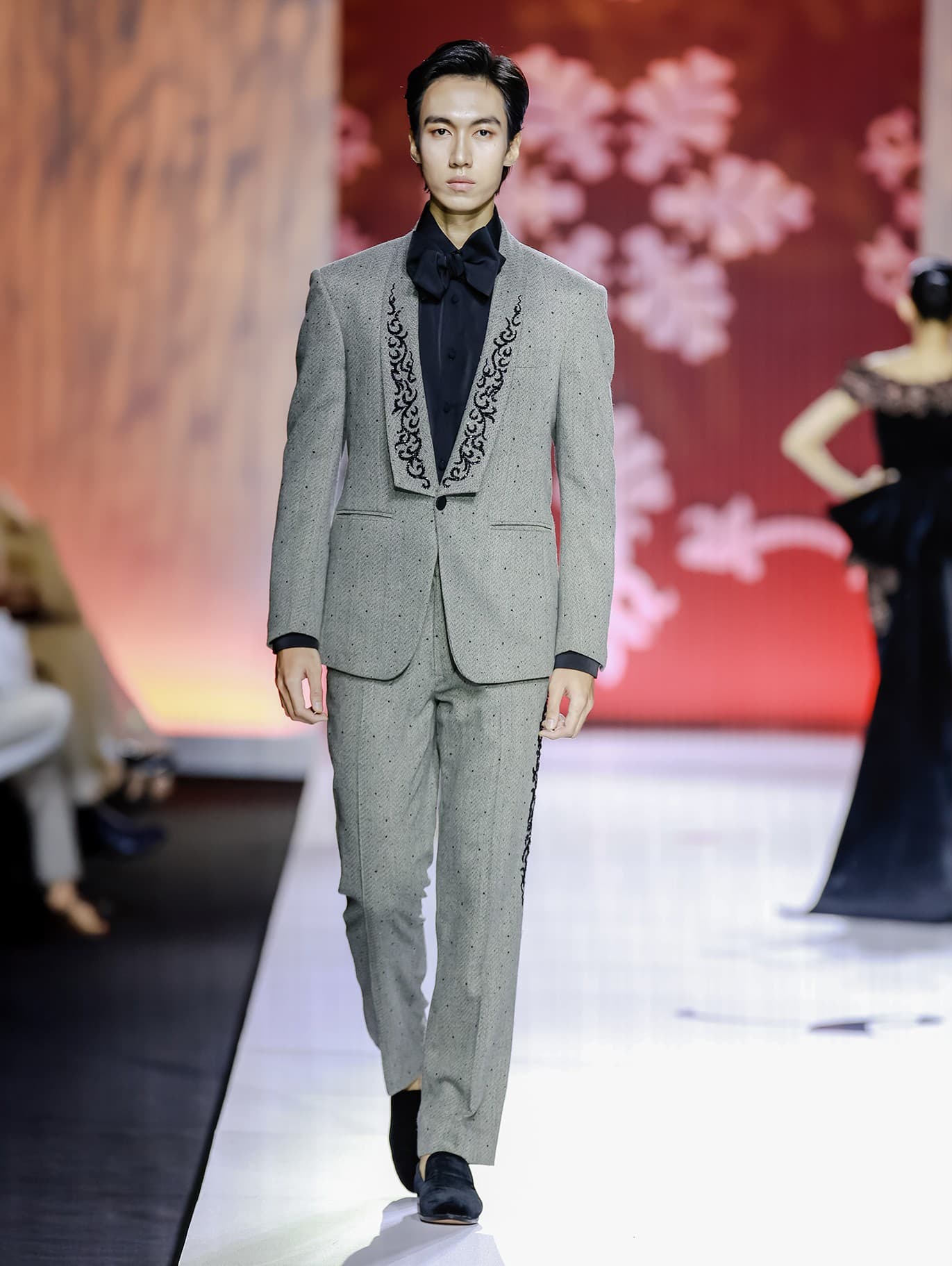 REFINED ARABESQUE PANTS