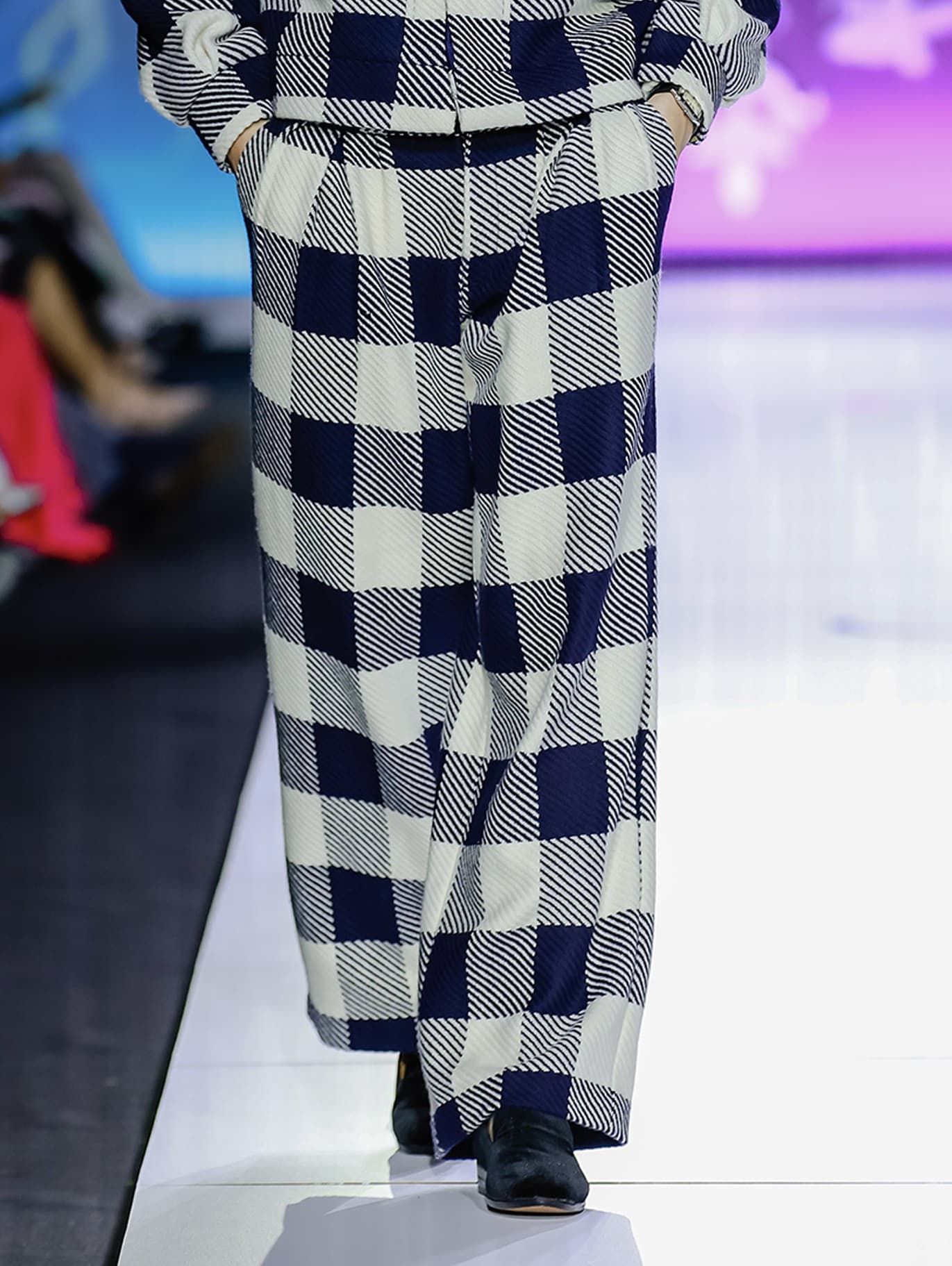 MONOCHROME DRIFT PANTS