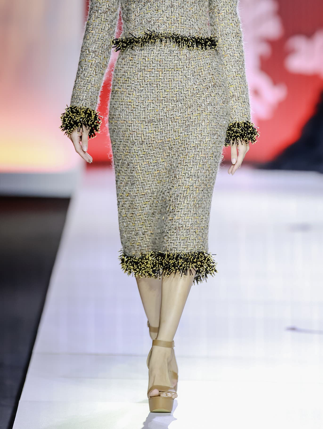 GOLDEN ELEGANCE SKIRT