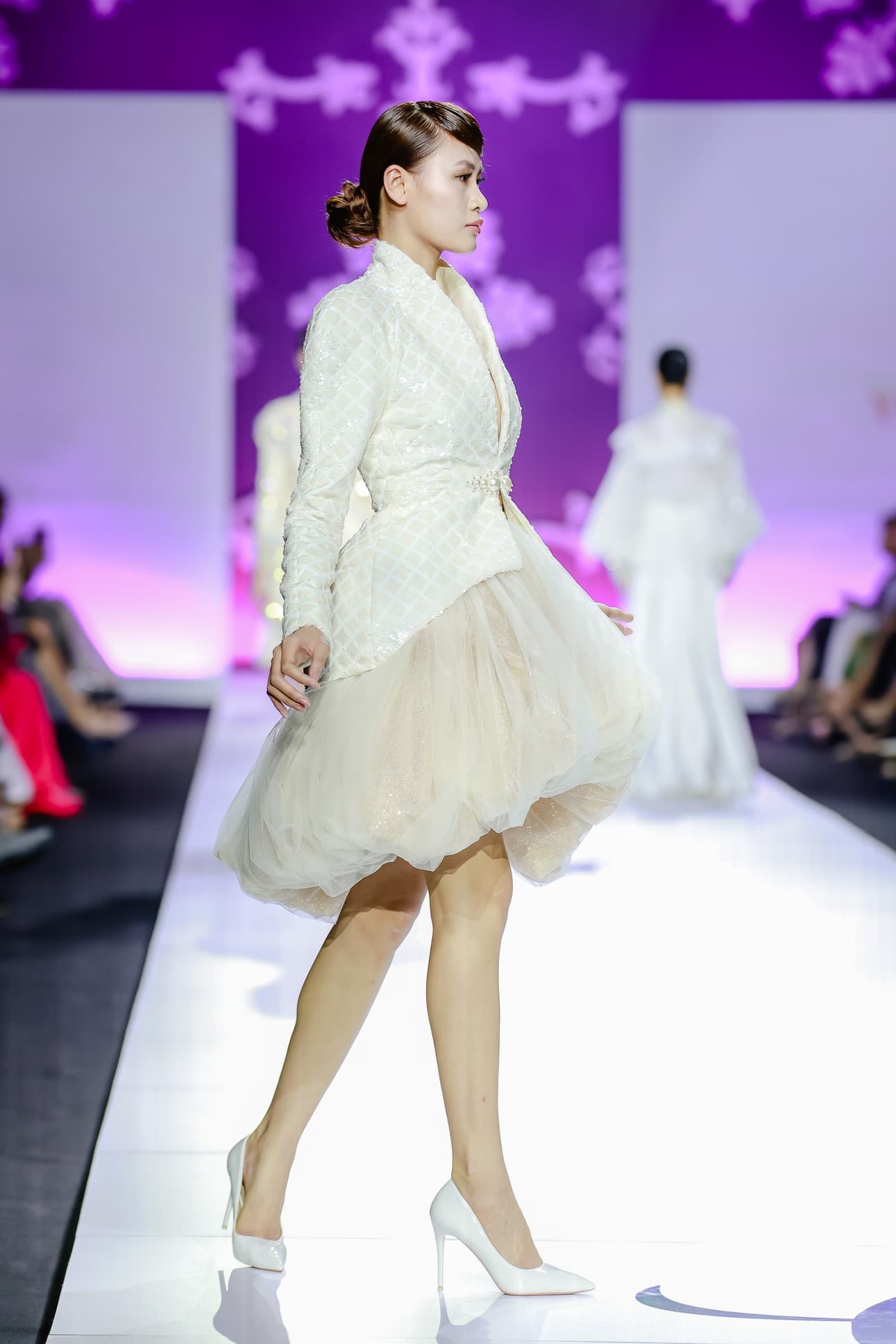 IVORY RESONANCE SKIRT