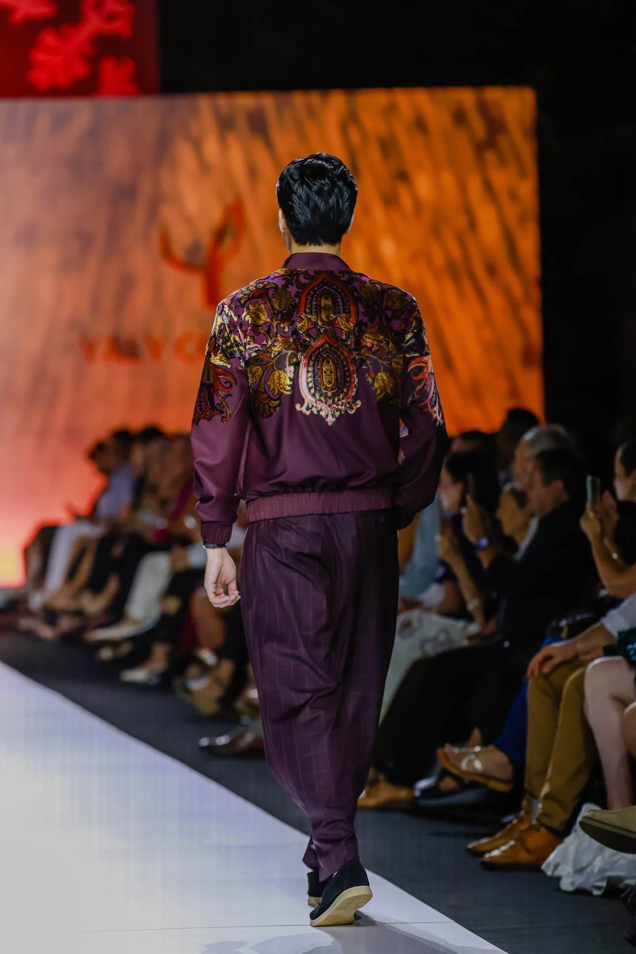 EMBER HERITAGE BOMBER