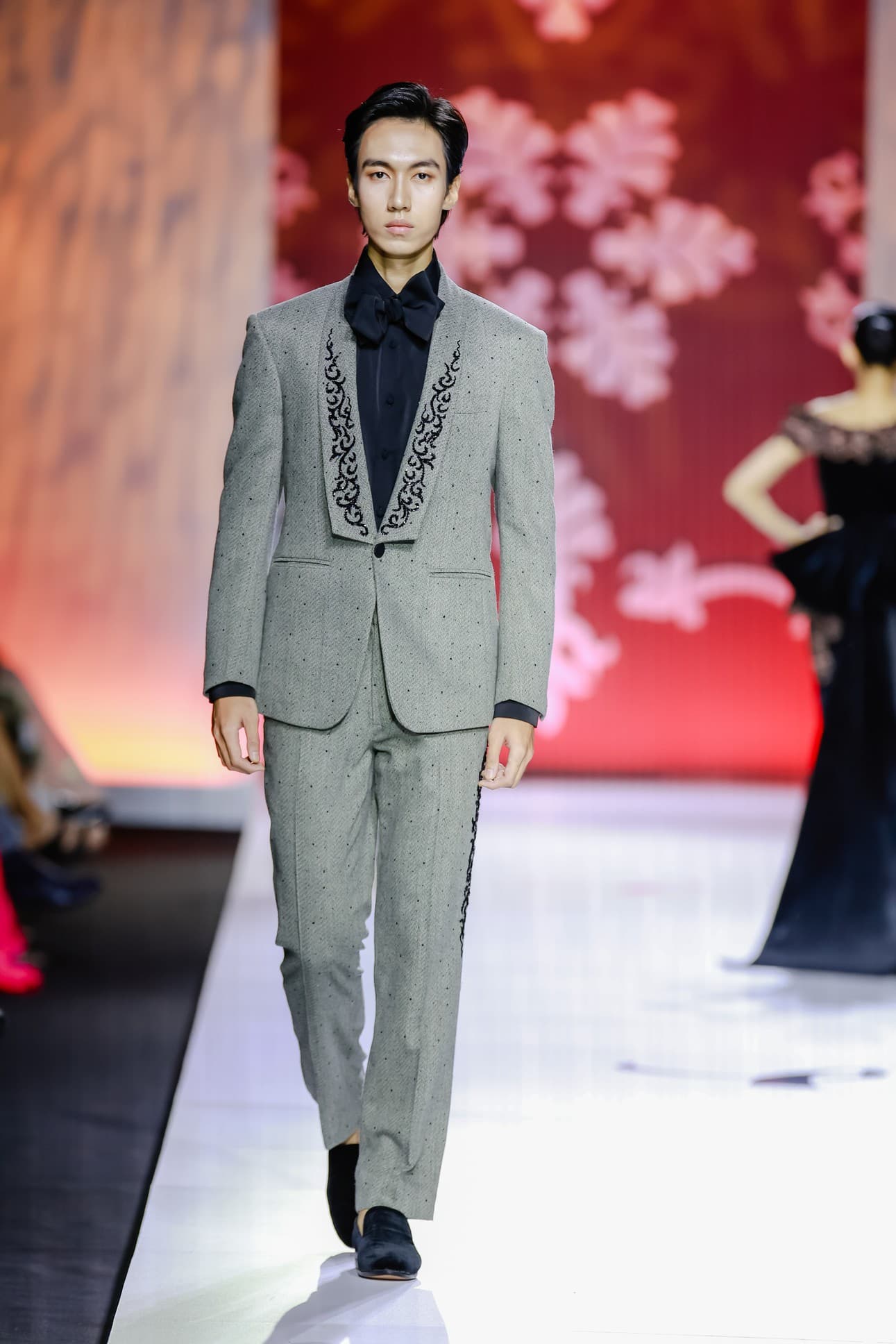 REFINED ARABESQUE PANTS