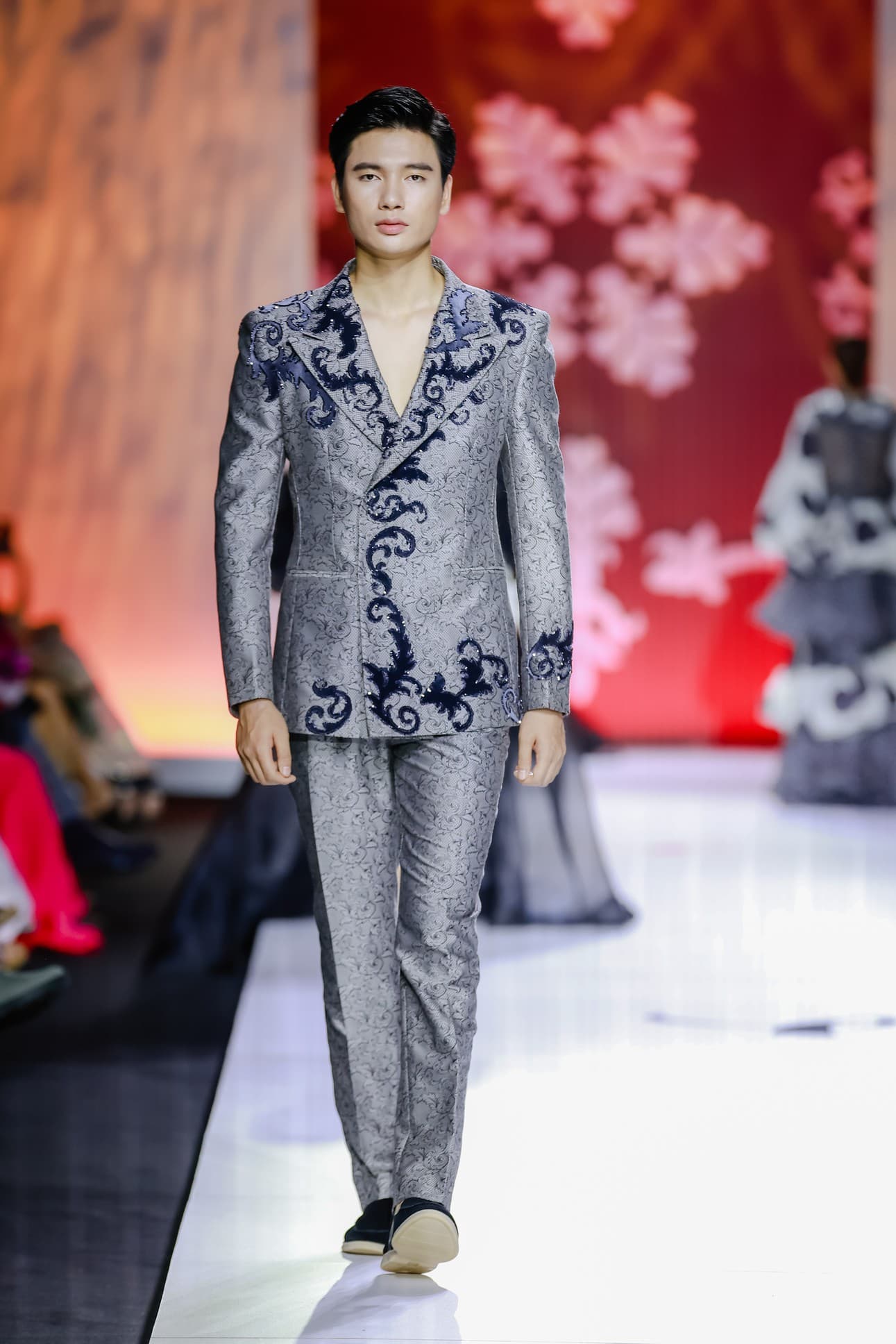 ORNATE POWER JACKET